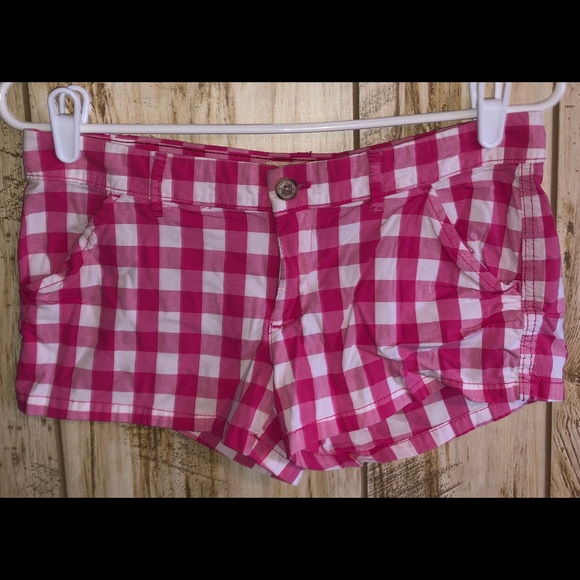 Hollister Pants - Hollister Plaid Women’s Shorts Size 3